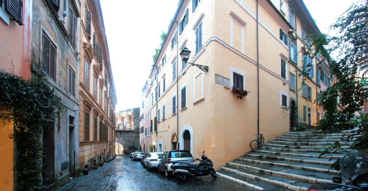 Roma Center Fori Imperiali Raffy'S Charming Suite Buitenkant foto